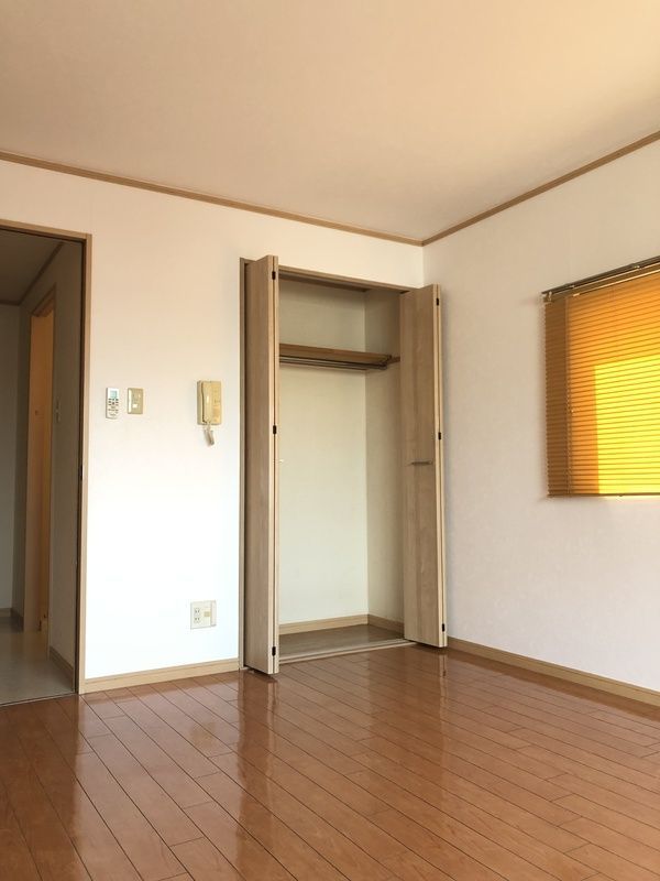 ベッドルーム