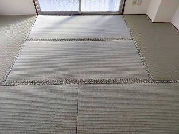 ベッドルーム