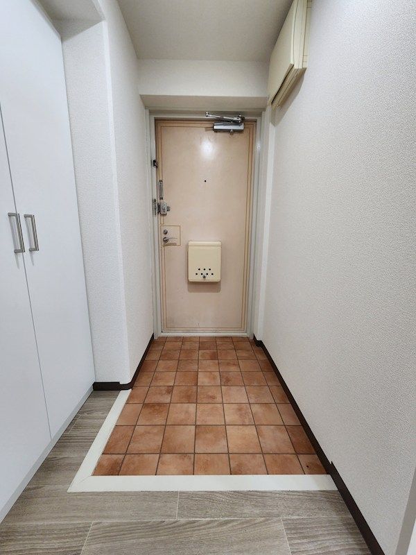 近くのローソン 片町一丁目店まで275m（徒歩4分）