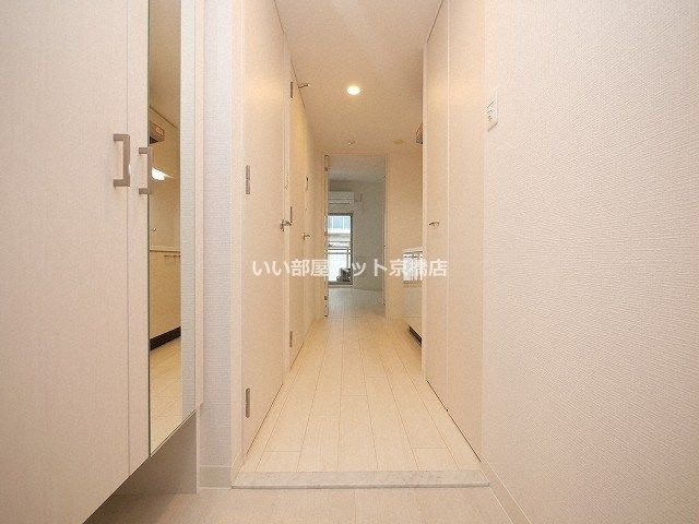 近くのファミリーマート 鷺洲五丁目店まで271m（徒歩4分）