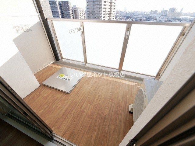 近くのローソン 加島四丁目店まで218m（徒歩3分）
