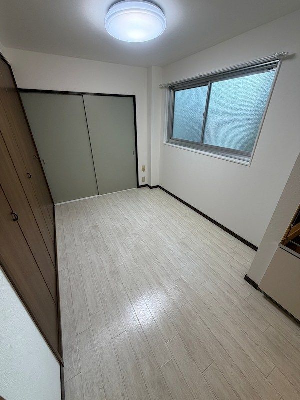 近くのファミリーマート 都島北通一丁目店まで157m(徒歩2分)