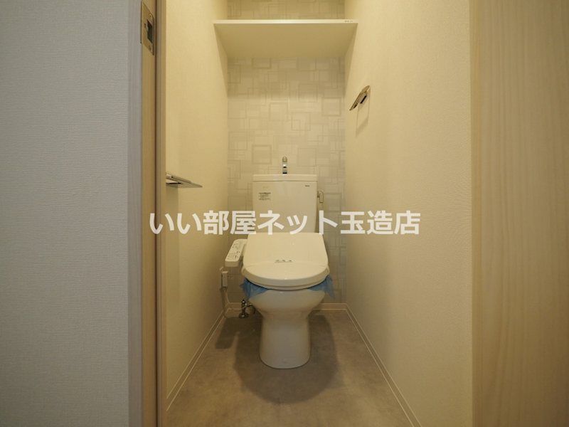 近くのセブンイレブン 大阪大手通1丁目店まで318m(徒歩4分)