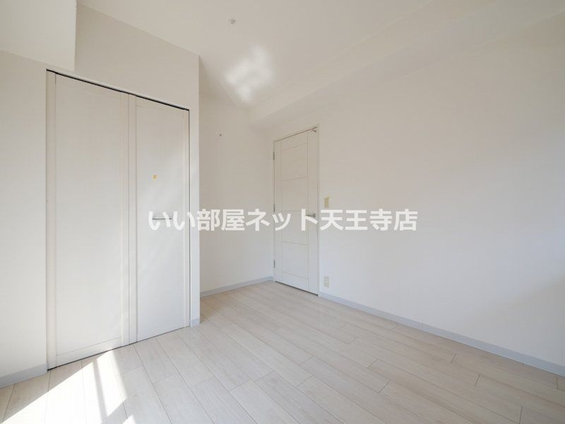 近くの阿倍野松崎郵便局まで561m(徒歩8分)
