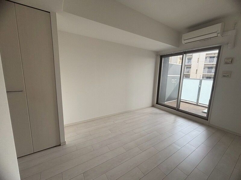 ベッドルーム