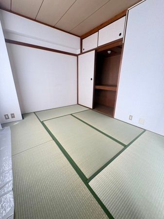 ベッドルーム