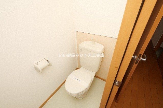 近くの東住吉田辺郵便局まで31m(徒歩1分)