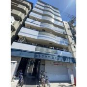 サンプラザ山坂の外観画像