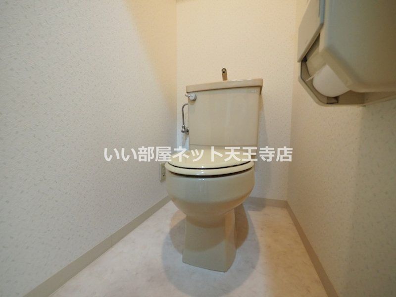 近くのファミリーマート 駒川三丁目店まで11m（徒歩1分）
