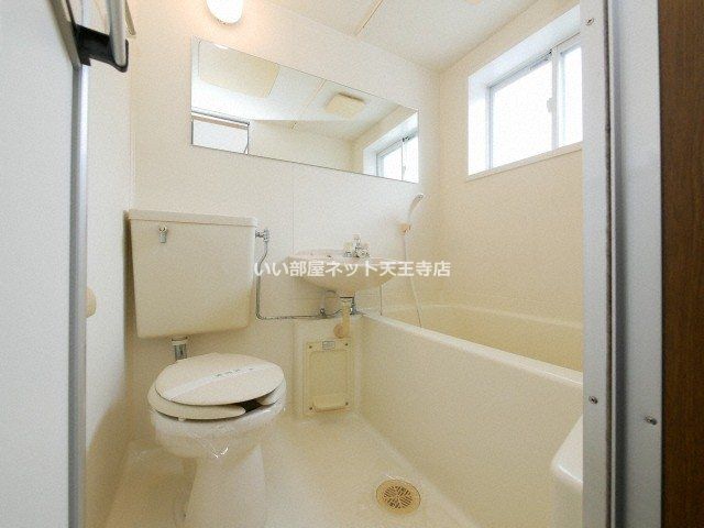 近くのライフ 住吉店まで245m（徒歩4分）