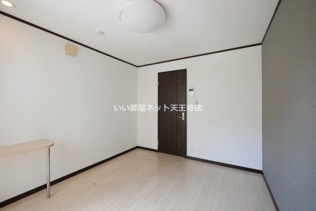 近くの住吉我孫子東郵便局まで613m(徒歩8分)