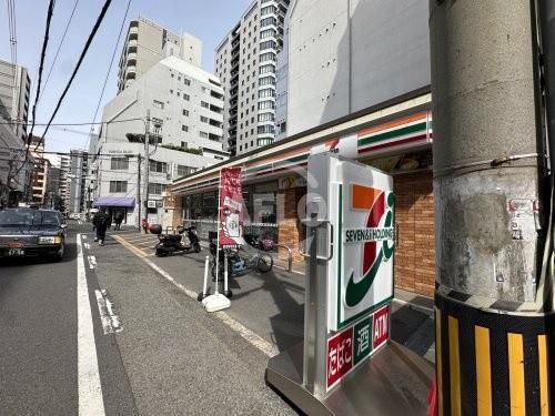 近くのセブンイレブン 大阪上汐3丁目店まで335m（徒歩5分）
