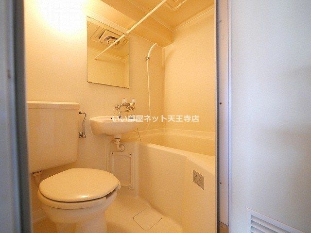 近くの住吉千躰郵便局まで325m(徒歩5分)