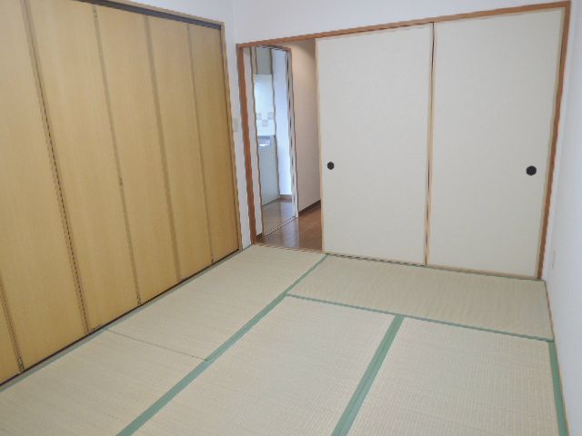 ベッドルーム
