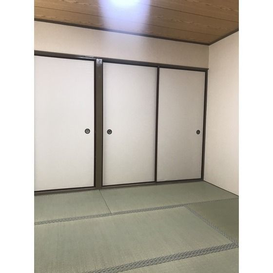 ベッドルーム