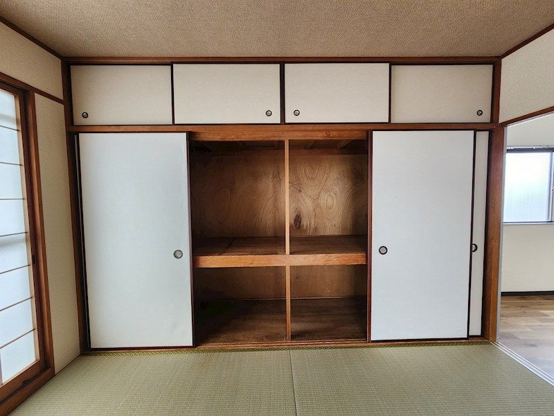 近くのファミリーマート 東中浜四丁目店まで419m(徒歩6分)