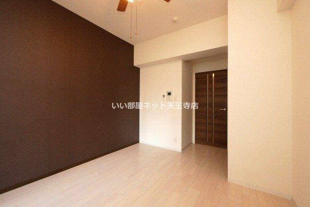近くのセブンイレブン 大阪三軒家東4丁目店まで178m(徒歩3分)