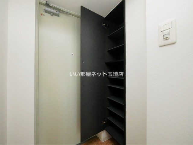 近くのあゆみ薬局田辺店まで201m（徒歩3分）