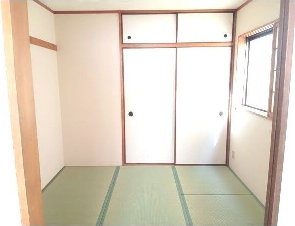 ベッドルーム