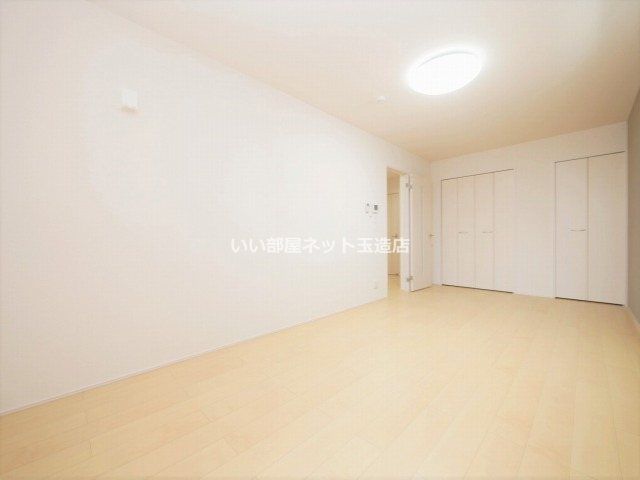 ベッドルーム
