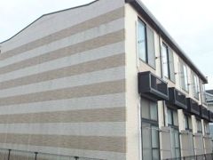 レオパレス三田ウチダ4号館の外観画像