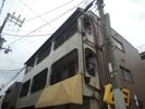 寿マンションの外観