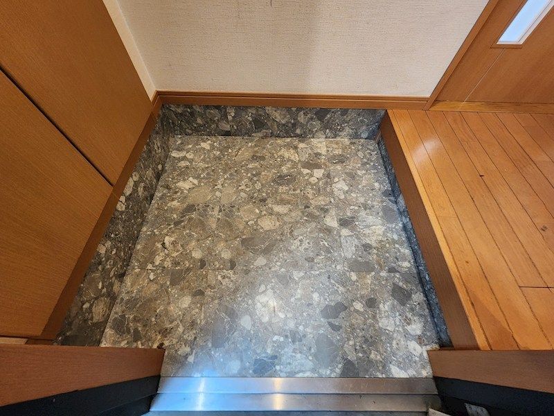 近くのシンポ薬局まで106m(徒歩2分)