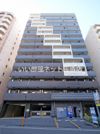 プレサンス谷町九丁目駅前の外観