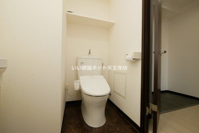 近くの阿倍野松崎郵便局まで235m(徒歩3分)