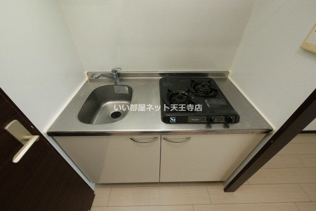 近くのホームセンターコーナン 天王寺店まで327m(徒歩5分)