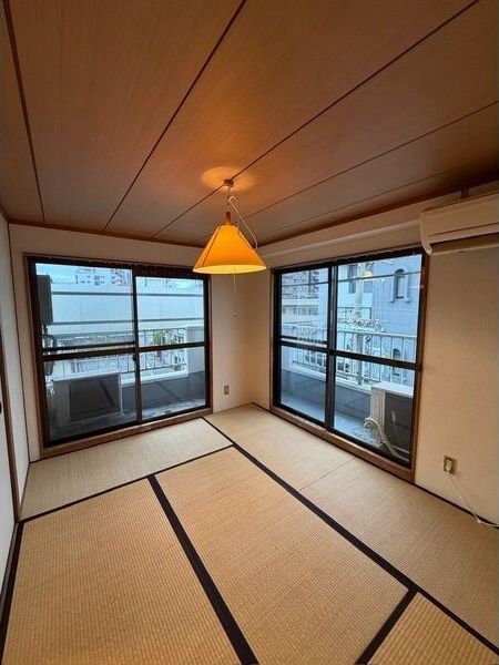 ベッドルーム