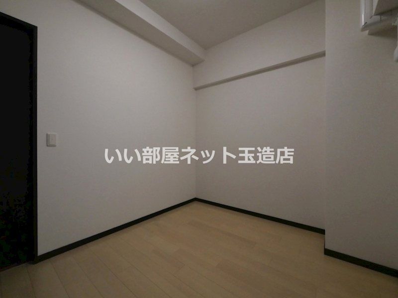 ベッドルーム