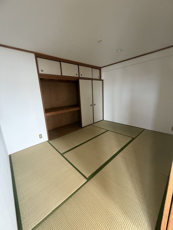 ベッドルーム