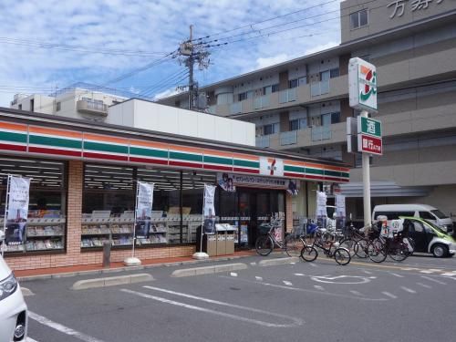 近くのセブンイレブン 大阪加美東4丁目店まで168m(徒歩3分)
