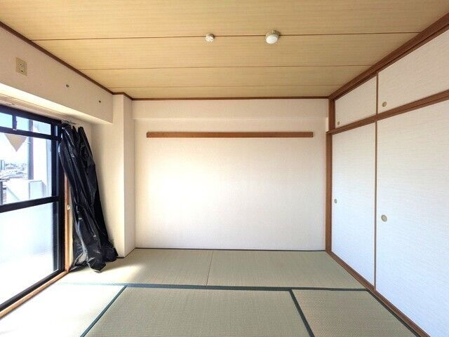 ベッドルーム