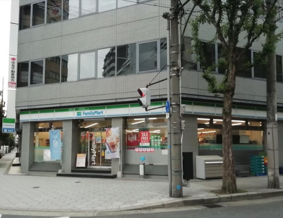 近くのファミリーマート 内本町店まで447m(徒歩6分)