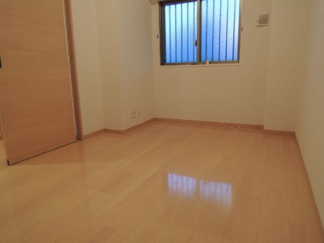 ベッドルーム