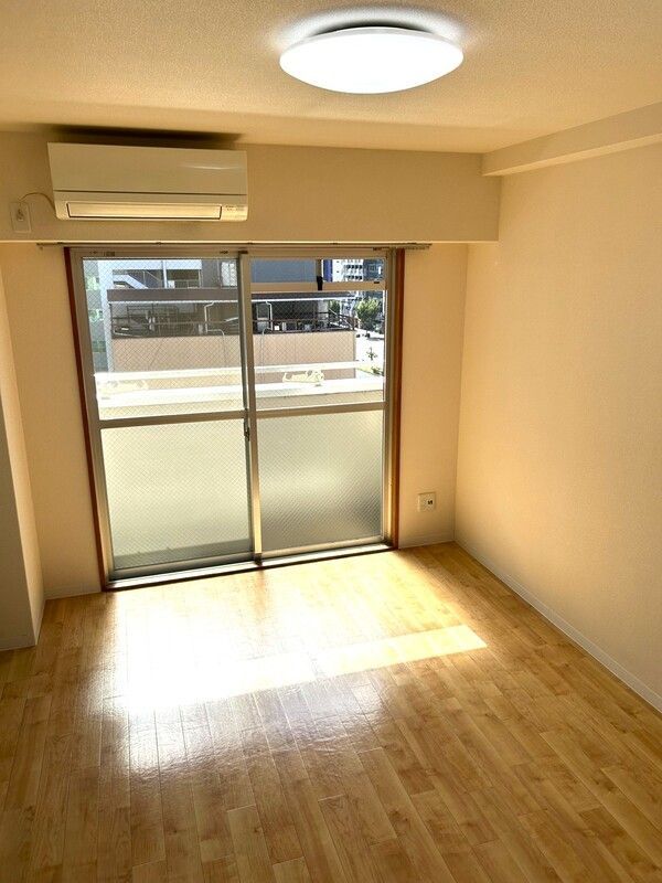 ベッドルーム