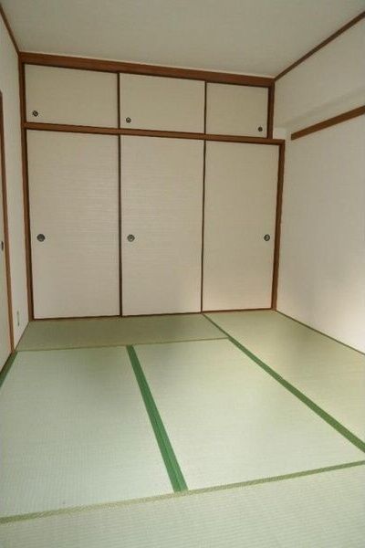 ベッドルーム