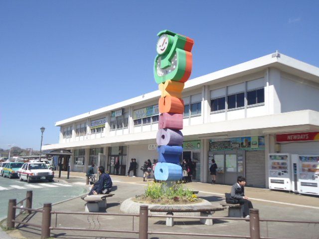 近くの湯本駅（JR　常磐線）まで678m（徒歩9分）