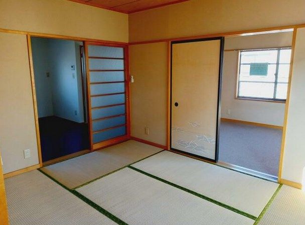 ベッドルーム
