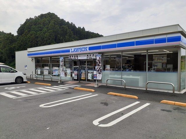 近くのローソン北茨城大津町店まで900m（徒歩12分）