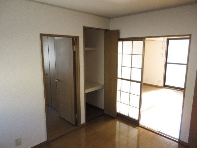 ベッドルーム