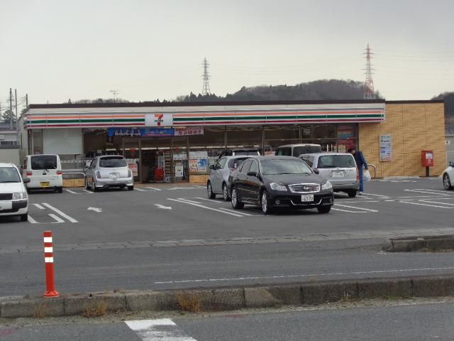 近くのセブンイレブンいわき西郷店まで661m（徒歩9分）