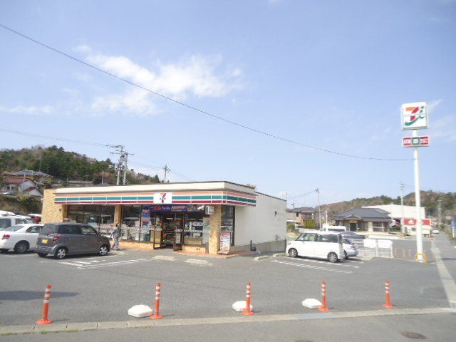近くのセブンイレブンいわき下神白店まで167m（徒歩3分）