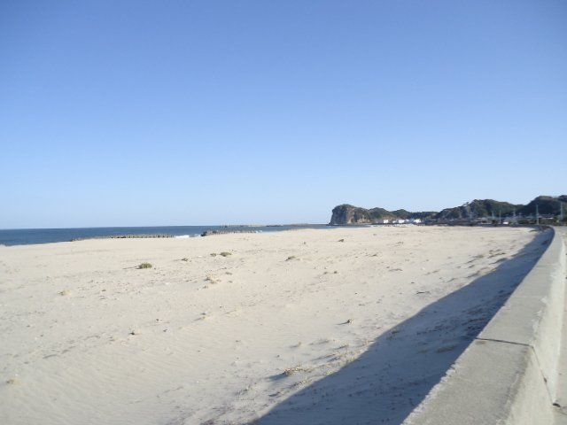 近くの海岸まで420m（徒歩6分）
