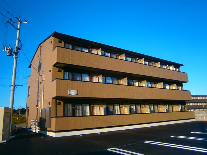 ソレイユ富岡の外観画像