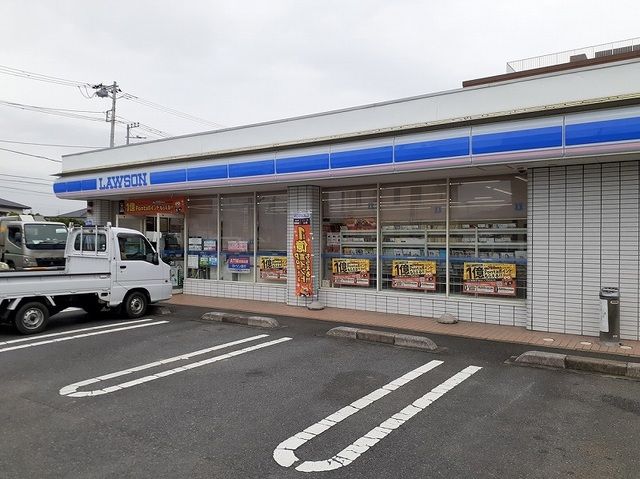 近くのローソン北茨城磯原町店まで500m(徒歩7分)
