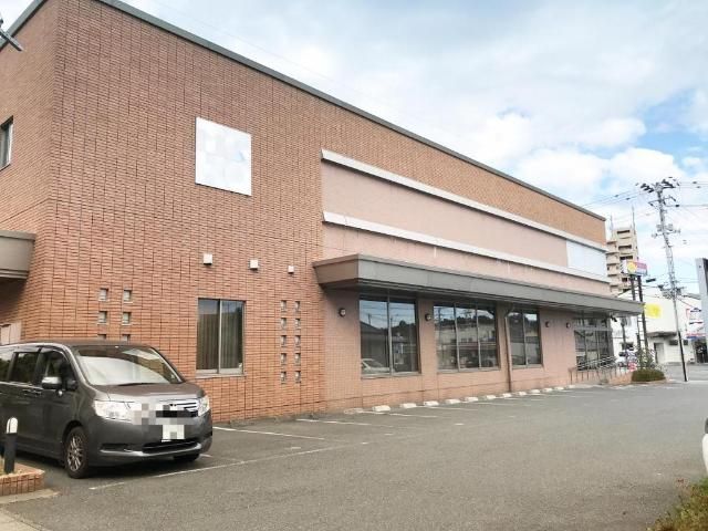 近くの東邦銀行内郷支店まで710m（徒歩9分）
