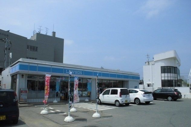 近くのローソンまで900m(徒歩12分)
